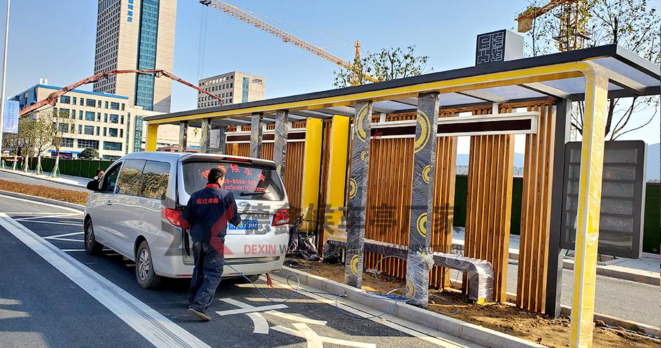绍兴现代款候车亭安装施工实拍